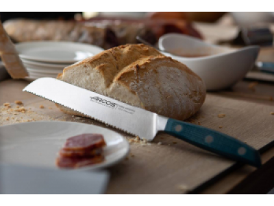 Кухонні ножі для хліба